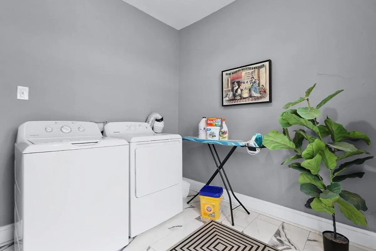 Holiday home Spacious Modern 5Br Home Near Downtown St Louis Saint Louis United States