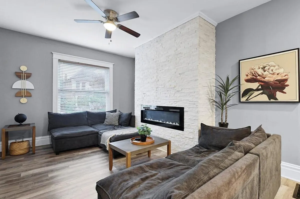 Spacious Modern 5Br Home Near Downtown St Louis Saint Louis Holiday home